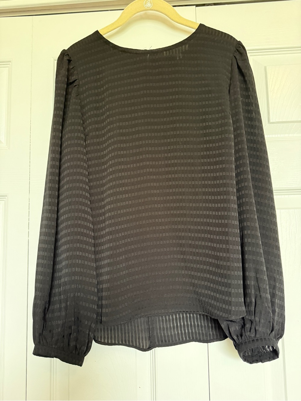 She + Sky Black Textured Long-Sleeve Blouse